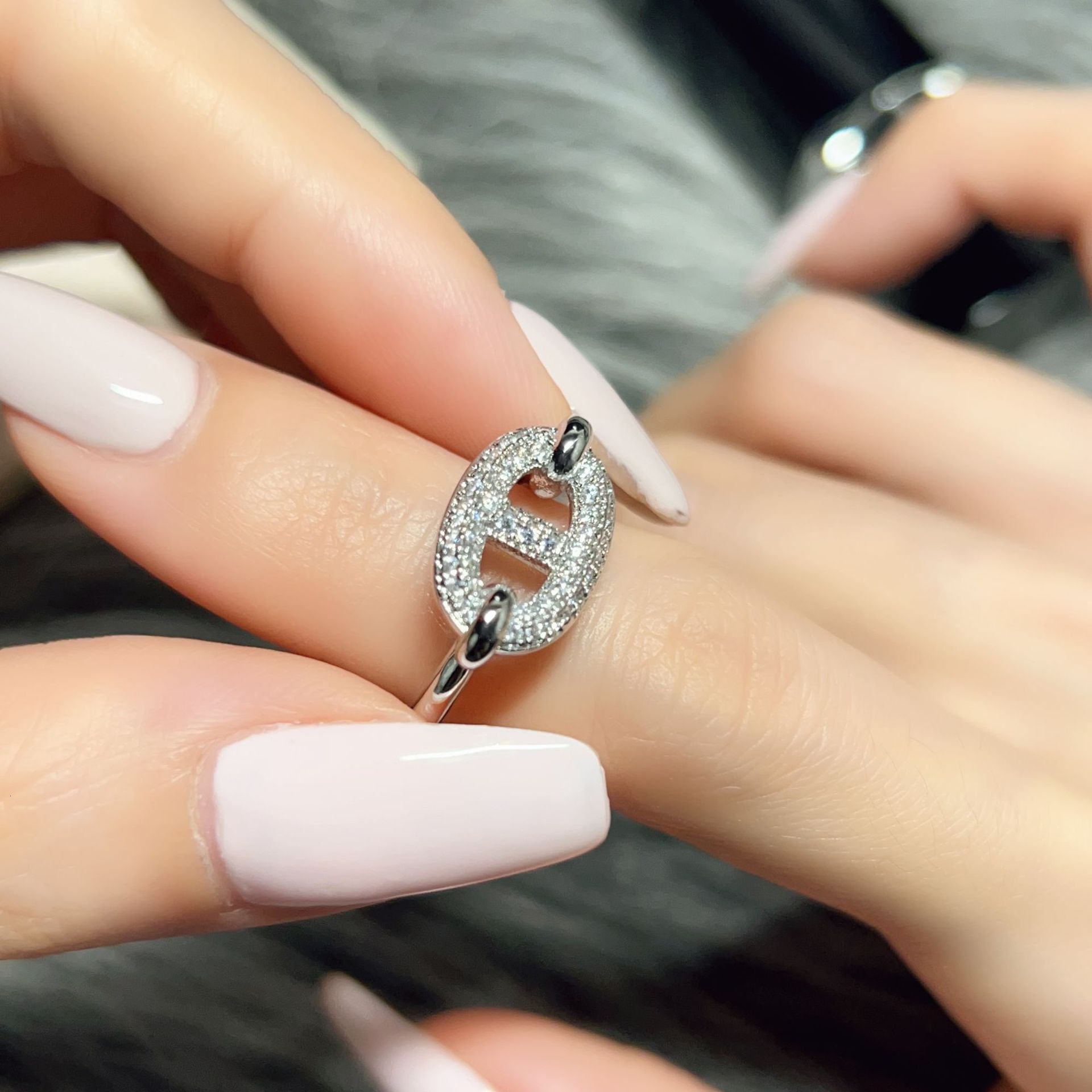 Luxury Brand Designer Jewelry Minimalist Non-Fading 18K Plated Full Diamond Pig Nose Ring For Women, Open Adjustable, Light Luxury, Niche Fashion, Index Finger,