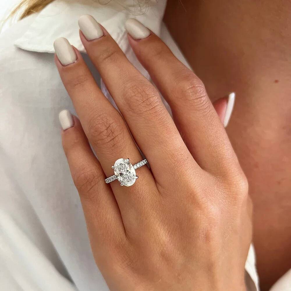 Oval Cut Full Moissanite Engagement Ring for Women S925 Silver1234Carat Hidden Halo Diamond Wedding Rings with Certificates