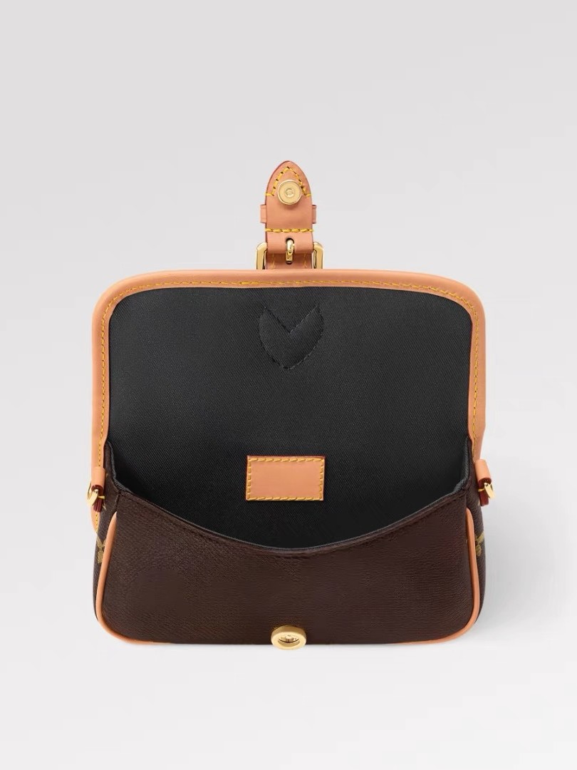 Designer high-end light luxury fashion single-shoulder crossbody handbag for women