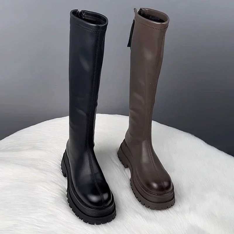 2024 Women Shoes Platform Autumn Winter Long Boots Womens KneeHigh Boots Side Zipper Comfortable Square Heel Black High Boots W250902