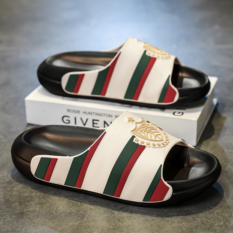 Designer Luxury Woman Anti-slip Thick-soled Comfortable Foot Feel Outdoor Indoor Slippers High-end Wear-resistant Lightweight One-piece Fashionable Pr