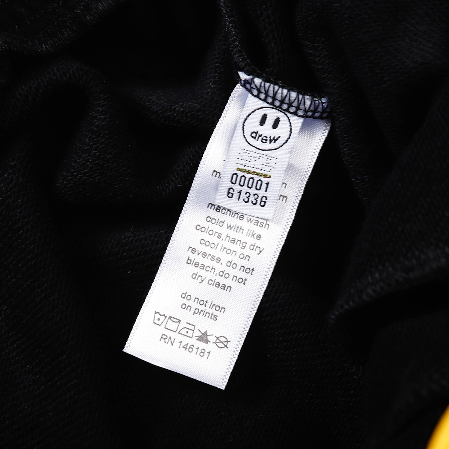 Drew House Embroidered smiley face drew shorts black