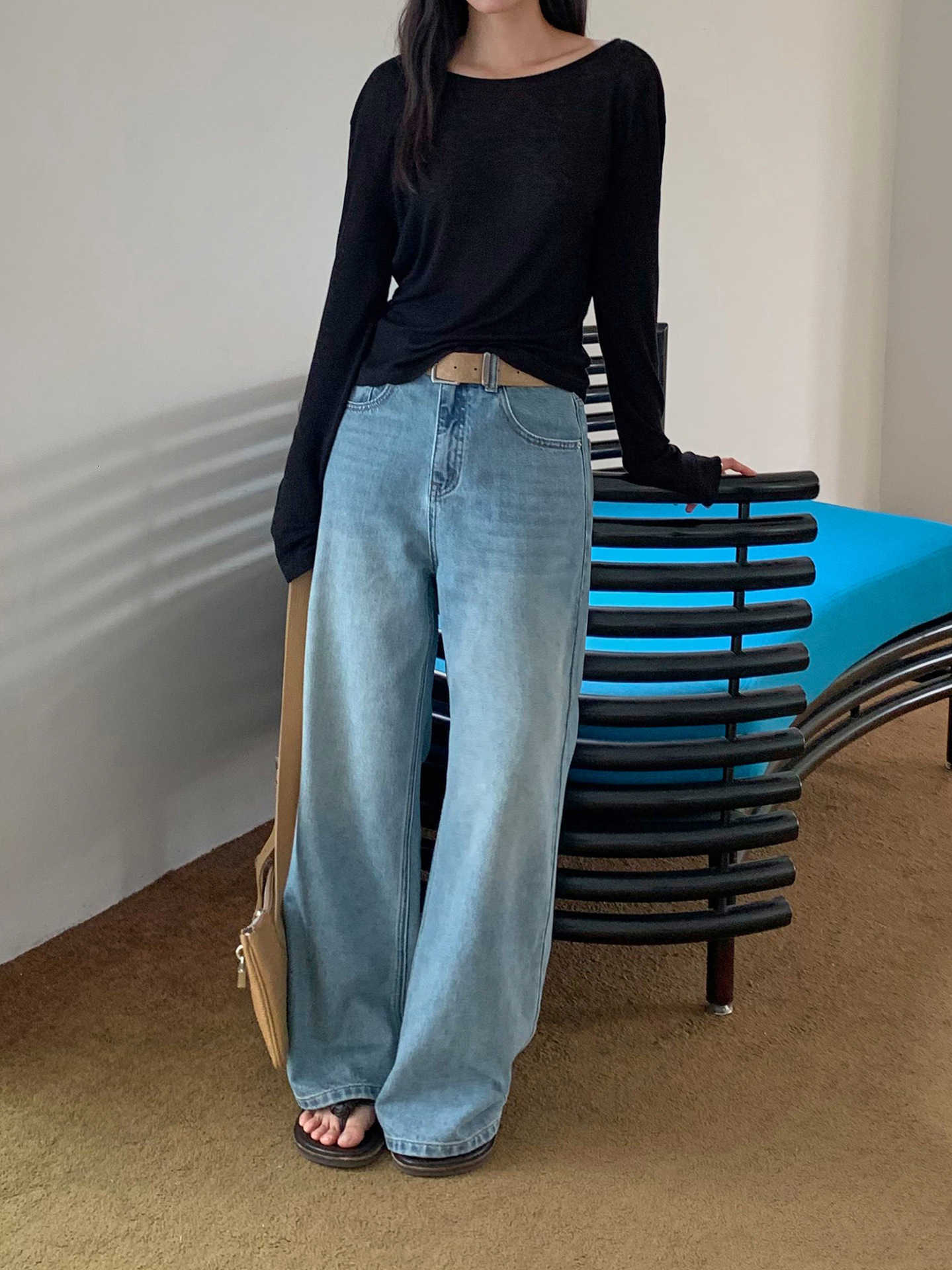 Fashionable belt-worn distressed denim women's 2025 autumn New loose straight-leg slimming pants D250902