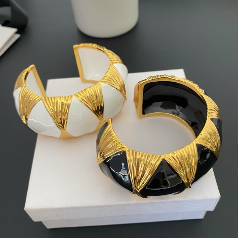 Vintafe Women Luxury Bracelet High Quality Yellow Gold Plated Enamel Bracelets Bangles Charm Jewelry Gift for Girls Women