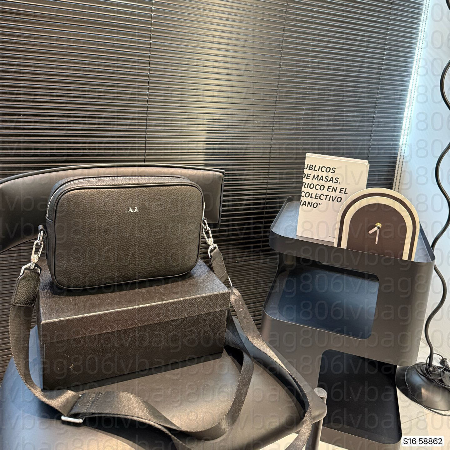 Designer Bags Luxury Bags Crossbody Shoulder Bags Purse Designer 2025 New Fashion Commuter Bags Pure Color Chain Handbags Mini Bags Men's camera bag Evening Bags