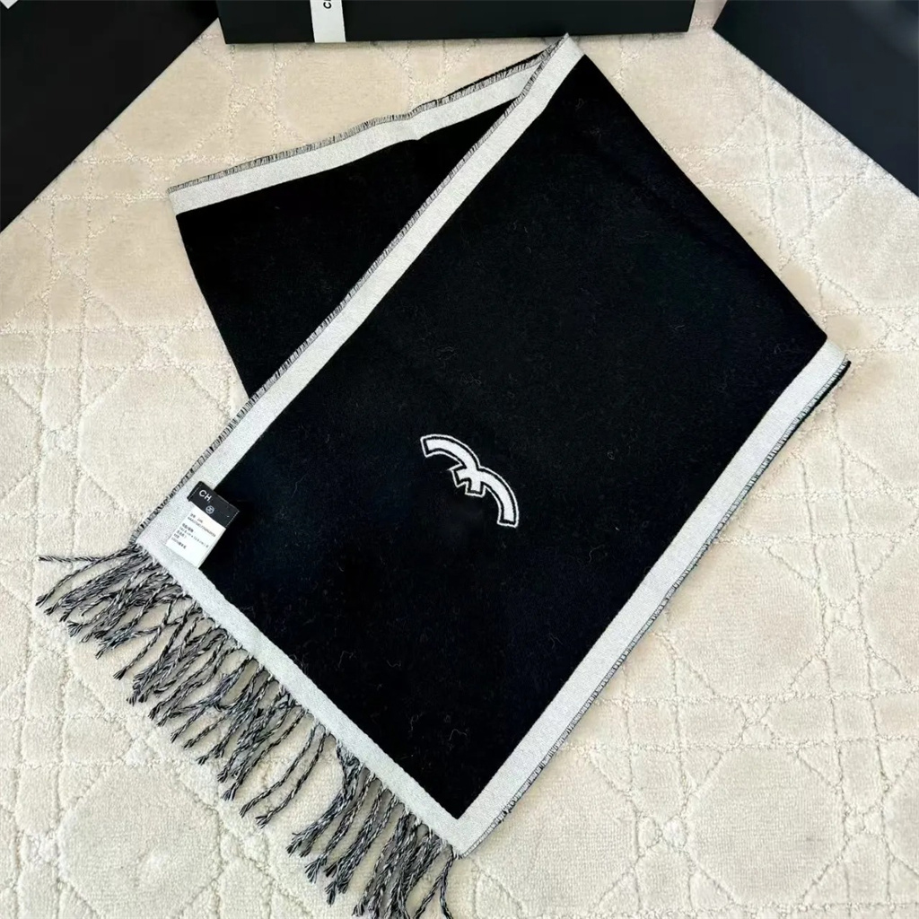 High Quality winter scarf Shawl designer scarf women plaid cashmere long tassels soft brown scarves for women scarf man winter warm breathable simple style nice