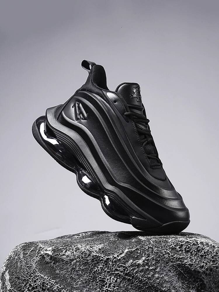 NHOT designer shoes Black Casual Sports Men's Autumn Winter Height Increasing Cushion New Soft Sole Running Shoes