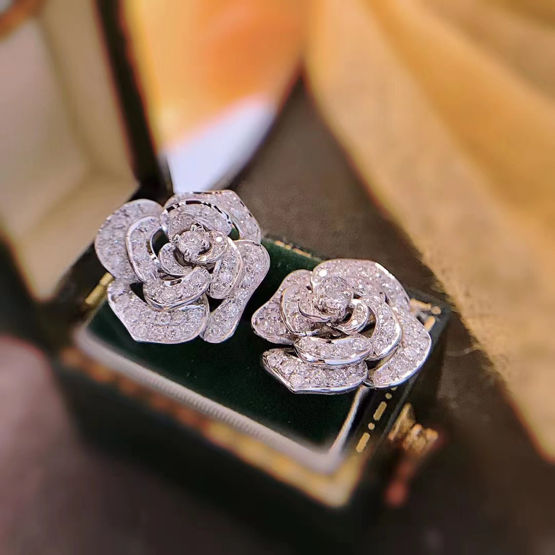 Luxury Brand Designer Jewelry New High-end Style Small Fragrant Mountain Camellia Earrings Ins Exquisite Temperament Rose Earrings Trendy Women's
