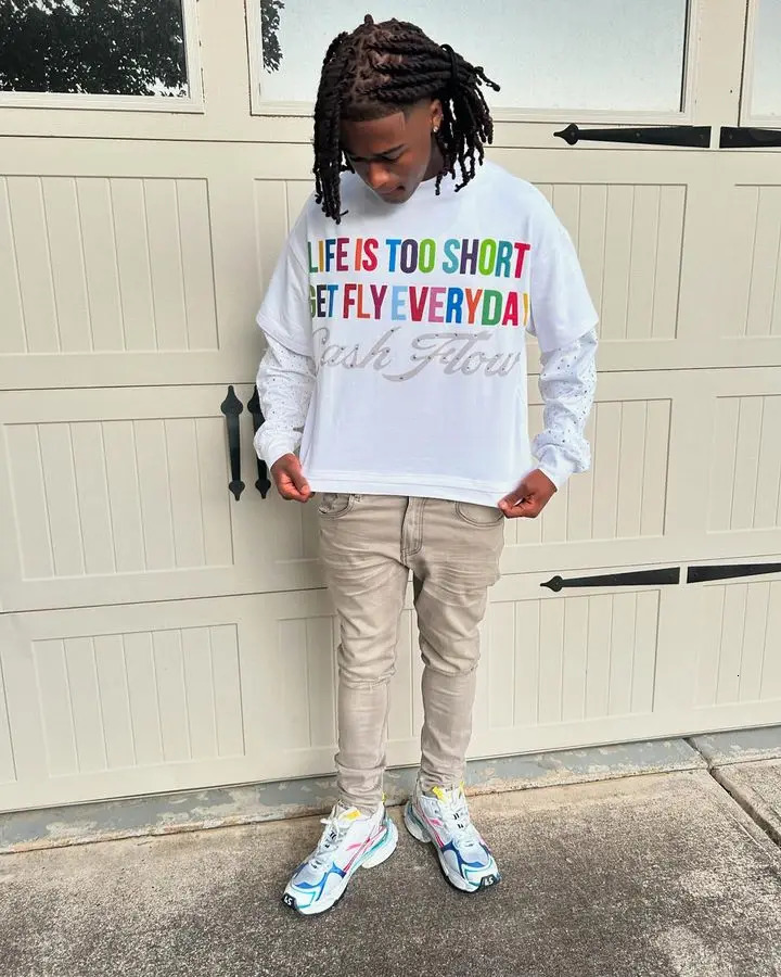 Streetwear Retro Rhinestone Long Sleeve Tops Y2K Sweatshirt Men Women Hip Hop Letter Graphic Oversized Sweatshirt Casual TShirt 250902