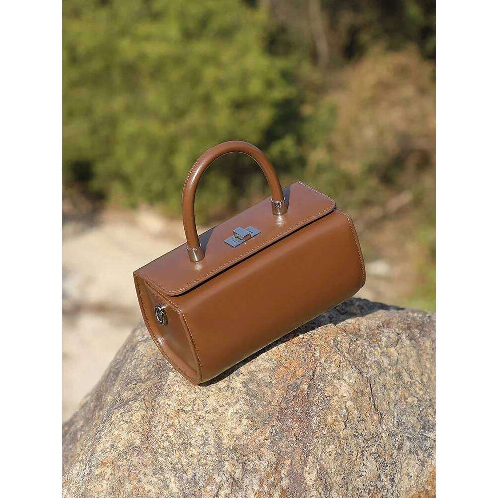 Genuine Leather Handbag Design Cowhide Shoulder For Women 2025 Fashion Commuter Crossbody Small Square Bag