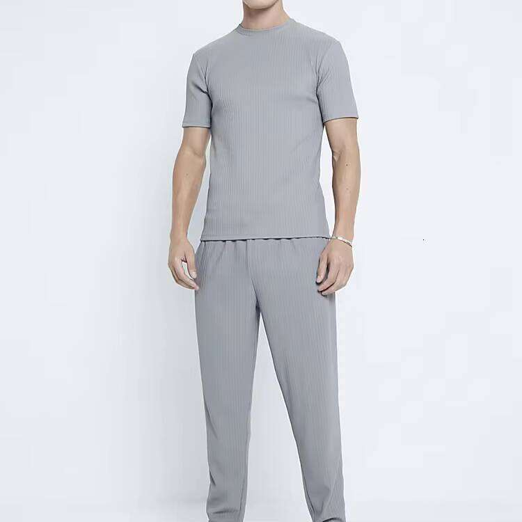 Men's Casual T-Shirt Comfortable Breathable Short Sleeve Round Neck Solid Color 100% Cotton