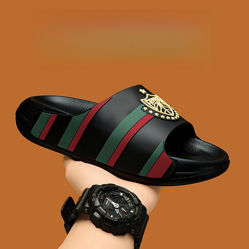 Designer Luxury Woman Anti-slip Thick-soled Comfortable Foot Feel Outdoor Indoor Slippers High-end Wear-resistant Lightweight One-piece Fashionable Pr