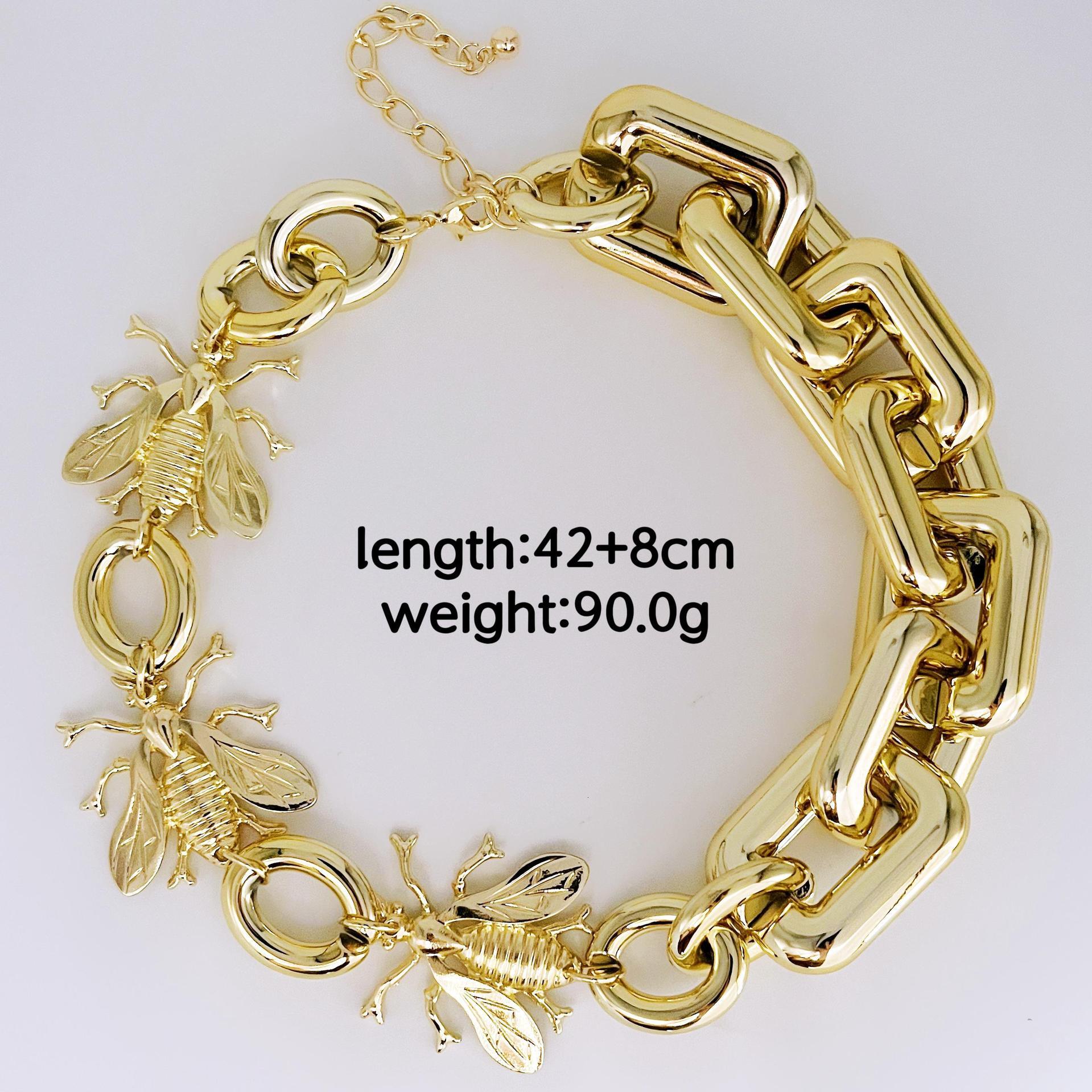 Luxury Brand Designer Jewelry European And American INS New Style Sealed Butterfly Necklace Fashion Hot Sale Bee Exaggerated Thick Necklace High Versi