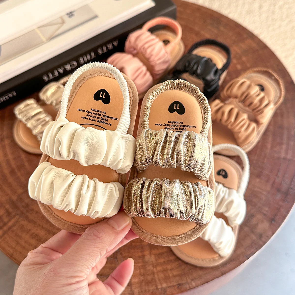 Baby Boys Girls Sandals Soft Sole Summer Infant Wedding Dress Flat Shoes Beach Sandal born Crib Shoes First Walkers 250902