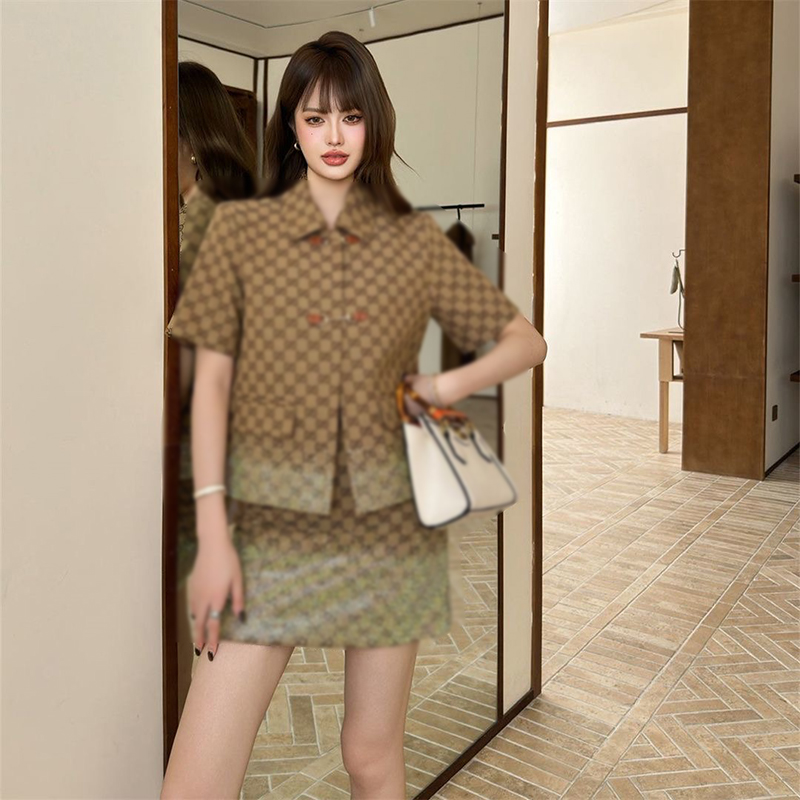 Luxury brand famous female designer sequin round neck T-shirt suit dress printed summer autumn short skirt suit high quality women's clothing