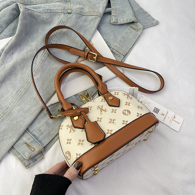 Shell bag women's bag 2025 new style niche temperament this year's popular shoulder bag high-end crossbody bag