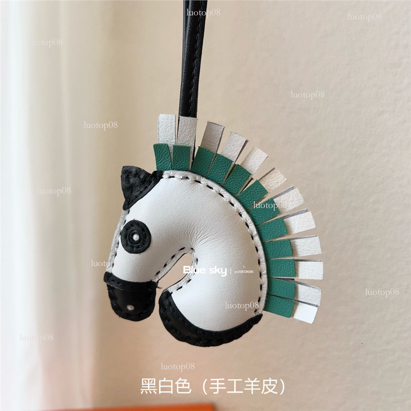Fashion style cute handmade sheepskin pony head pendant genuine leather war horse unicorn bag charm highend car hanging decoration for women Luxurys d