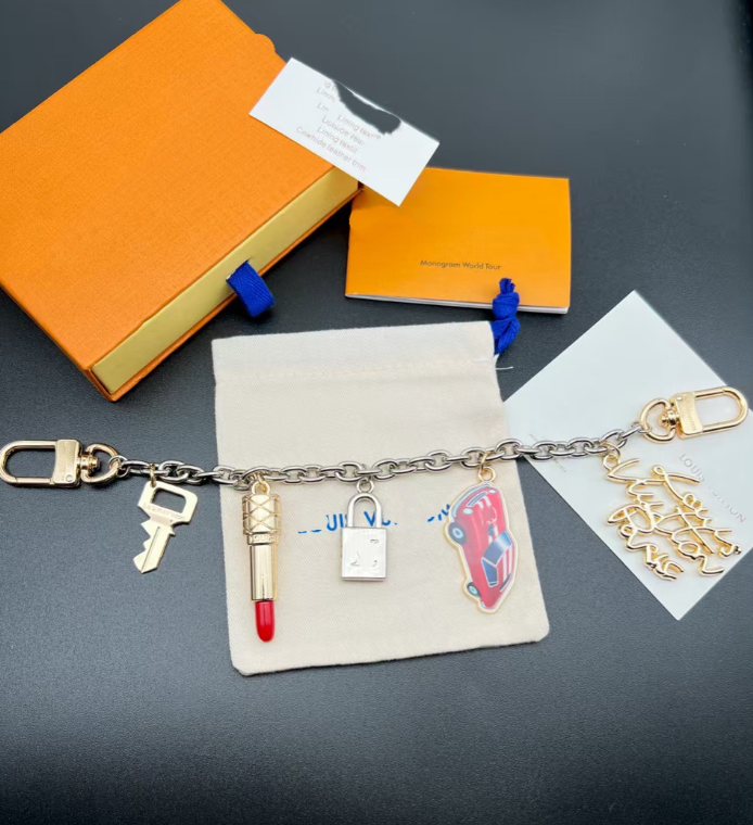 2025 High end Murakami Takashi Series Cherry Printed Keychain Bag Hanging Chain Pendant Car Key Pendant985