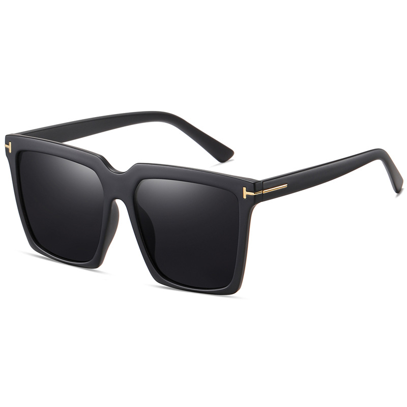 New Arrival Stylish Versatile Multifunctional Large Frame Square Sunglasses with T shaped Rice Nails Unisex for Daily Travel Vacation
