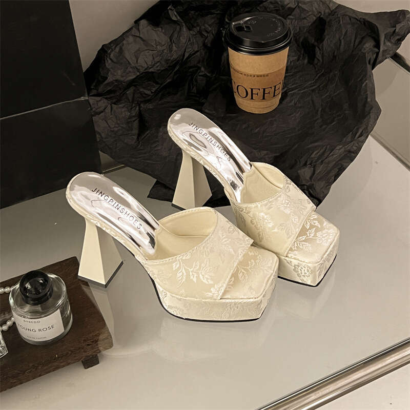 2025 Petite Height Increasing Slippers for Women Summer Thick Platform Leopard Print Super High Heel Sandals