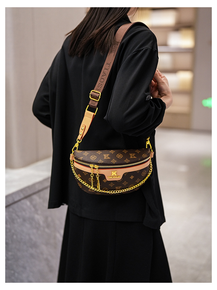 Women's chest bag 2025 new style versatile soft leather fashionable crossbody waist bag high-end online celebrity shoulder bag