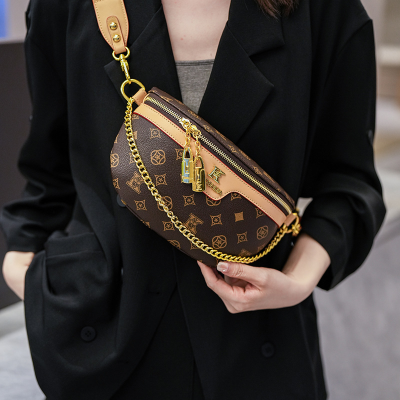 Women's chest bag 2025 new style versatile soft leather fashionable crossbody waist bag high-end online celebrity shoulder bag