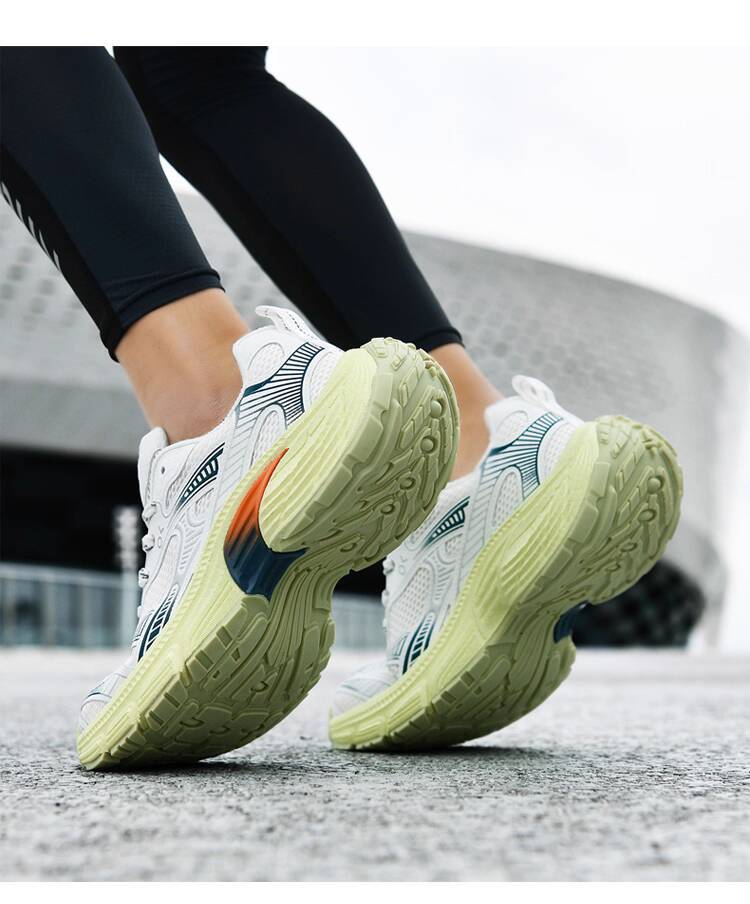 ONKE Ultra-Light Couple Running Shoes for Men and Women Breathable Mesh Shock Absorbing Wear-Resistant Non-Slip Casual Sports Shoes