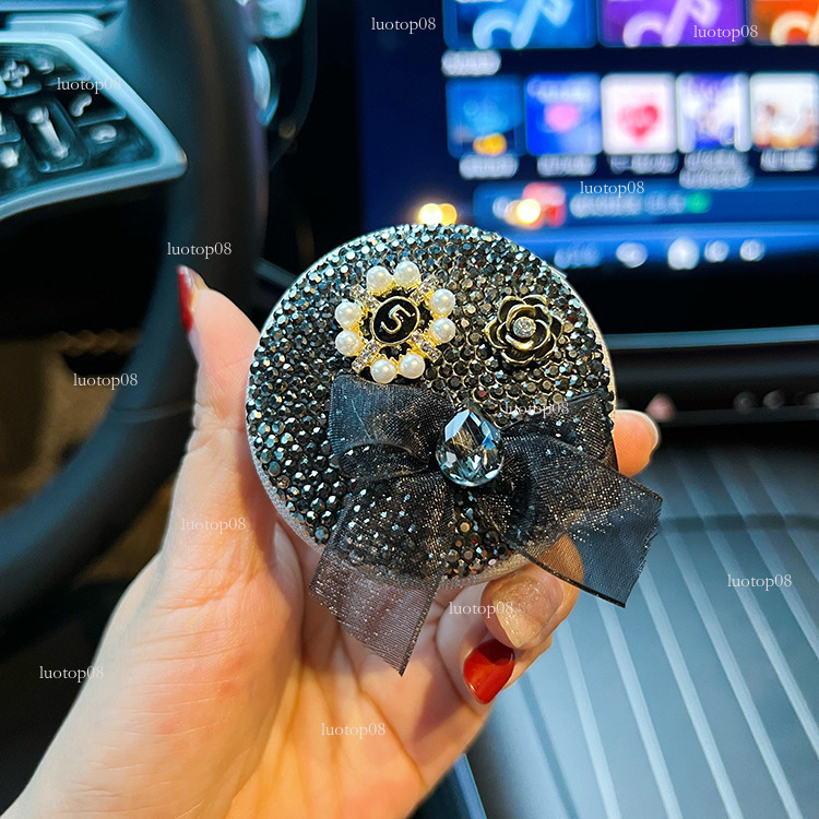 Fashion style version diamondstudded White flowers style folding creative beaded portable car keychain makeup mirror bag pendant Luxurys designer