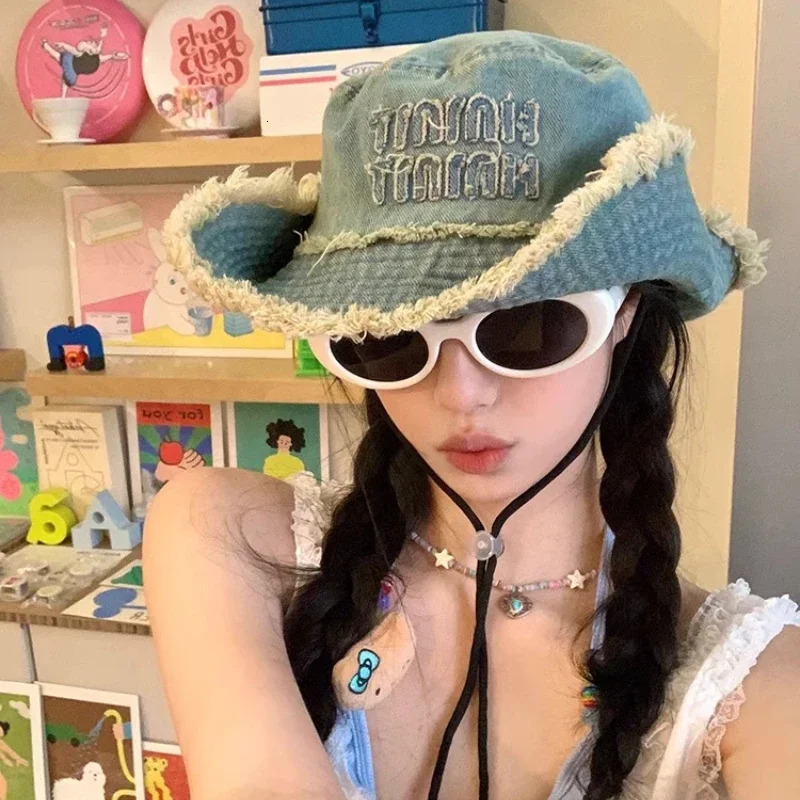 Wholesale Letter Tassel Denim Women Sun Hat Spring Summer Hiking Sun Protection Panama Beach Wide Side Bucket Hat for Men 250901