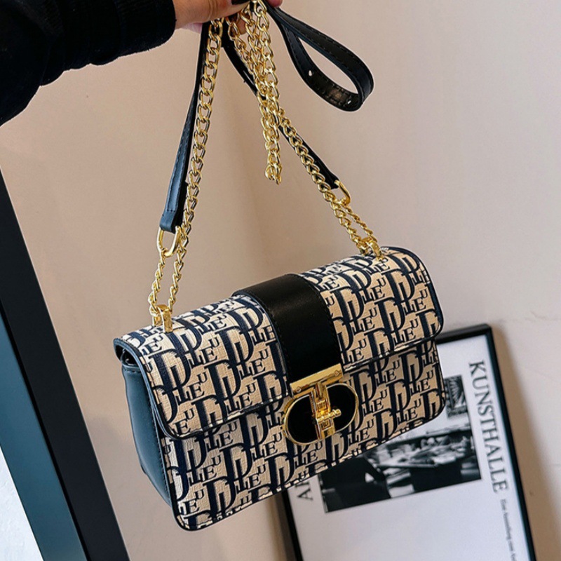 High-quality small bag for women 2025 new Korean style ladies versatile chain bag casual shoulder messenger bag