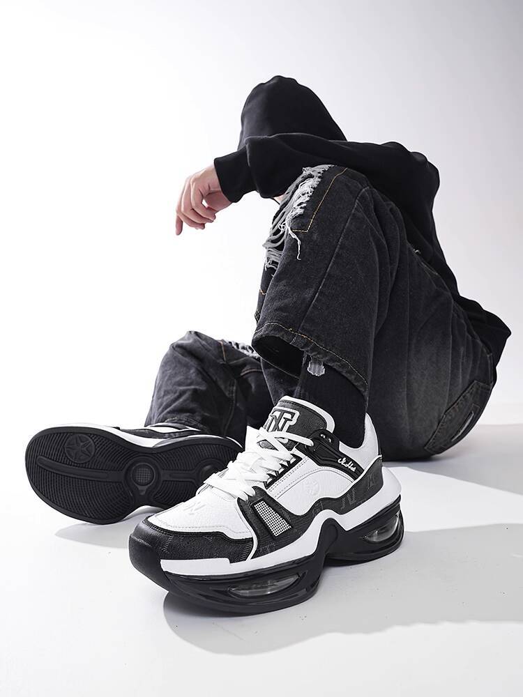 NHOT designer shoes Dad 2025 New Thick-Soled Black Men's Height-Increasing Shoes for Autumn and Winter