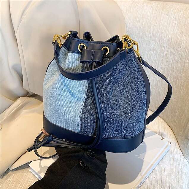 2025 Autumn Winter New Korean Version Niche Bucket for Women Trendy Color-Block Drawstring Handbag Fashionable Single Shoulder Crossbody Bag
