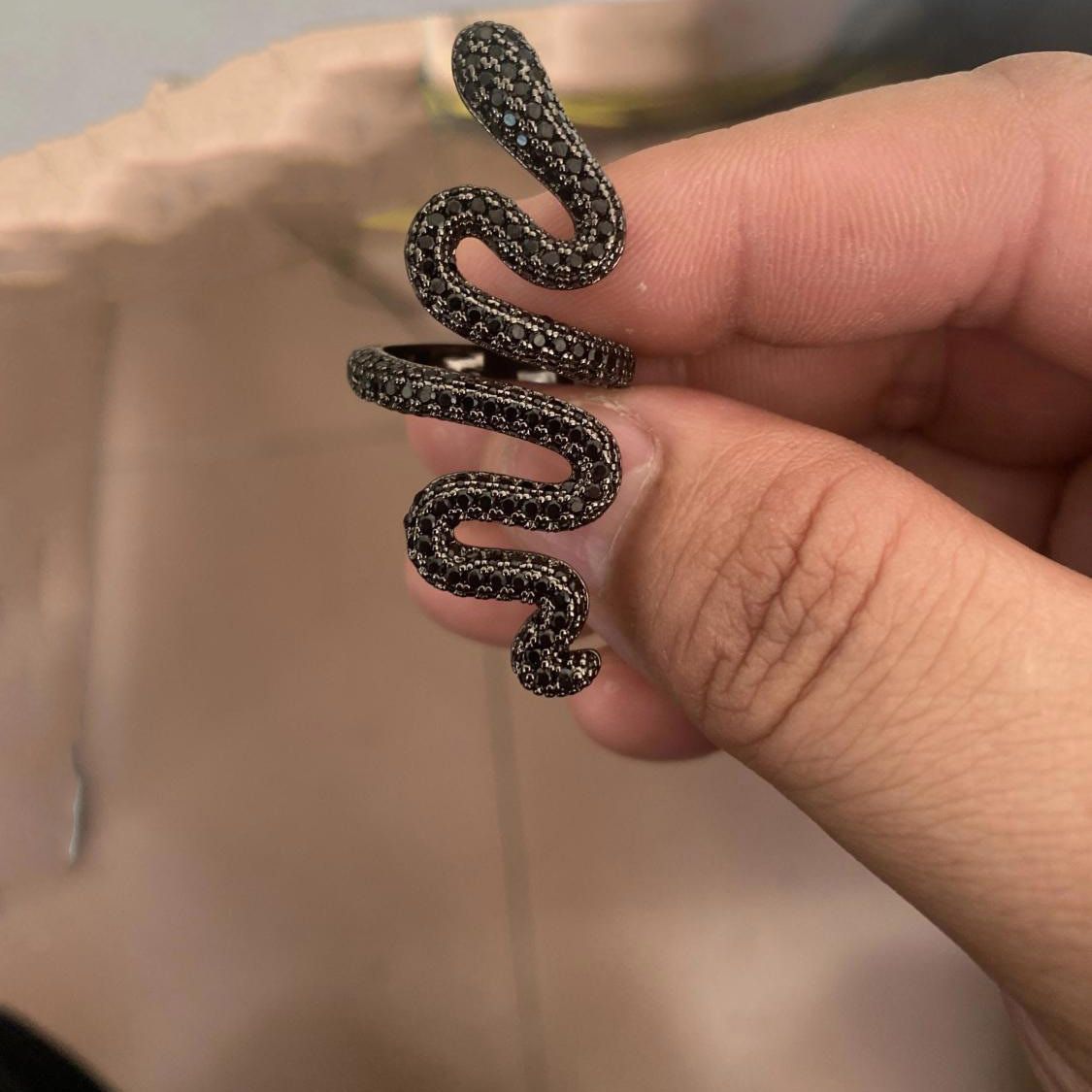 Exquisite Gold And Silver Ring, Fashionable Snake Outfit Design, Exquisite Zircon Inlay, Suitable For Daily Wear And Holiday Gifts, Trendy Exquisite J