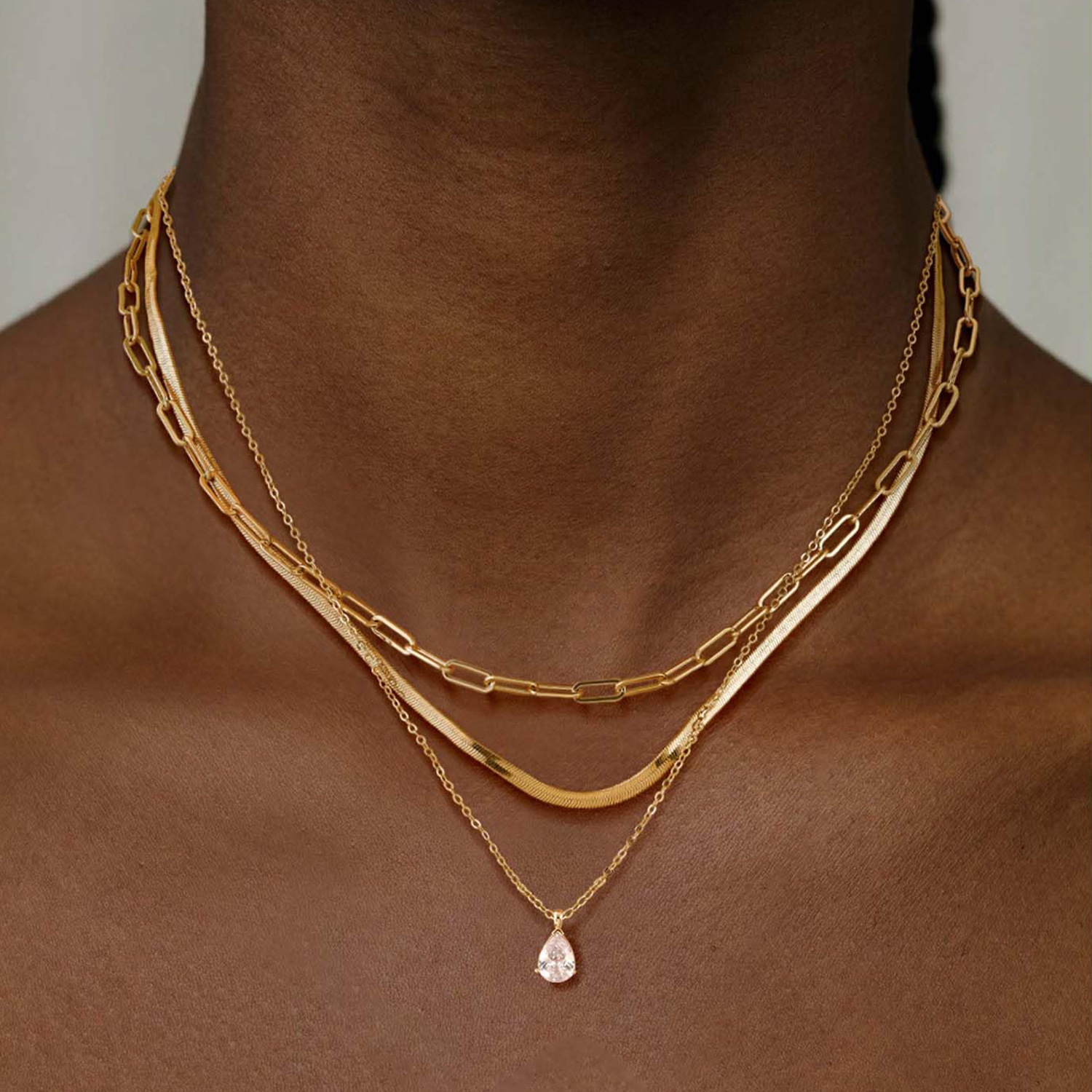 2025 New Arrival Elegant Versatile Fashion Copper Plated Zircon Necklace Exquisite High end Uniquely Personalized Neck Jewelry