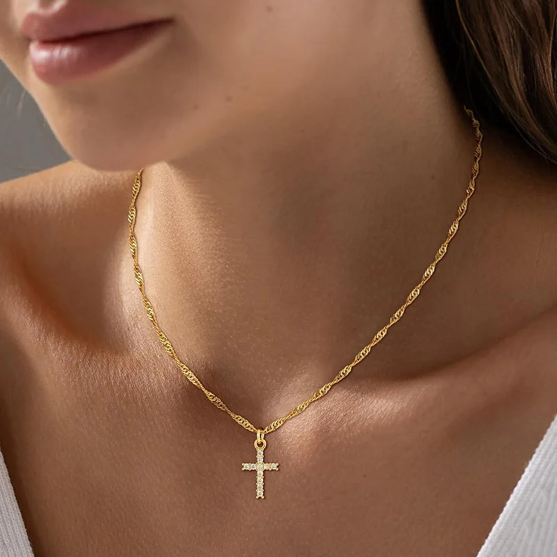 Minimalist Christian For Cross Necklace Women Gold Plated Dainty Religious Jewelry Gift Trendy Non Tarnish Waterproof 250901