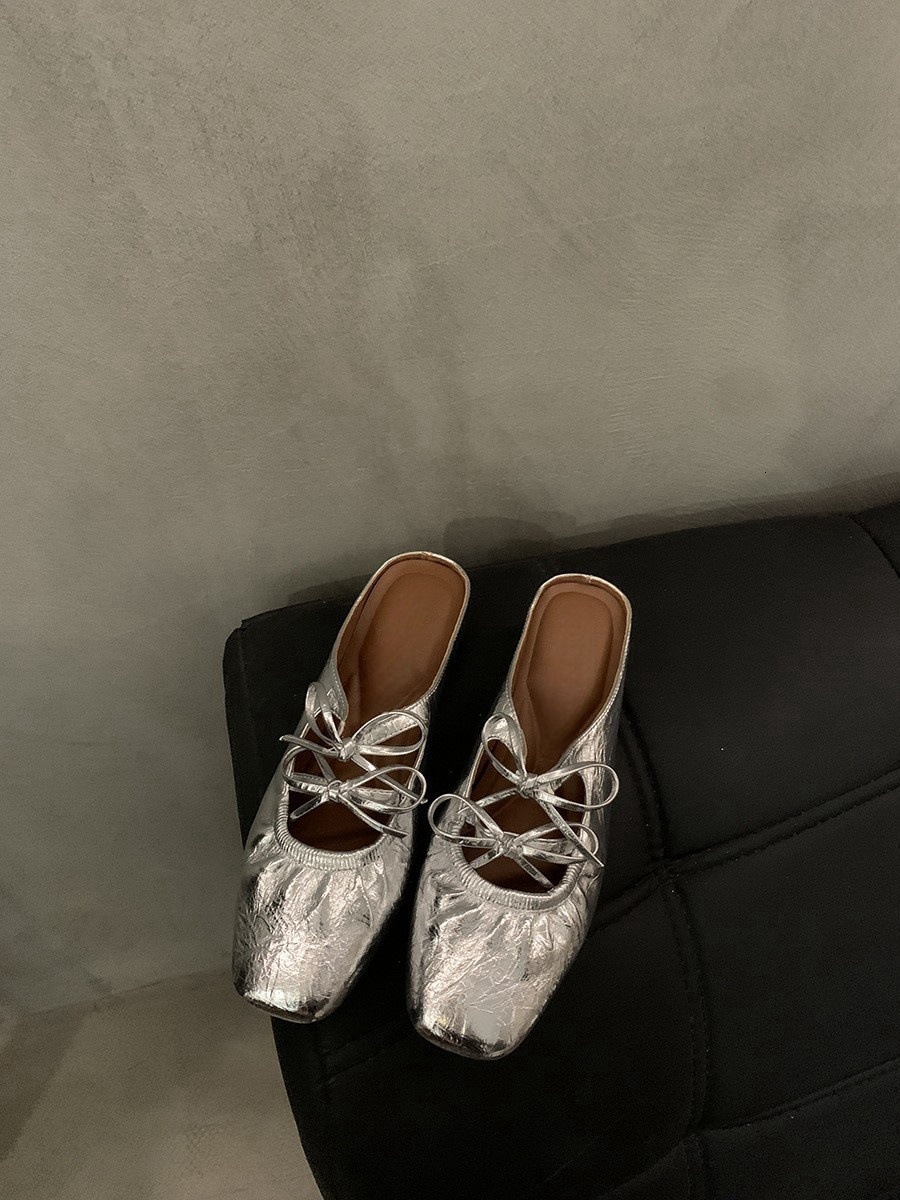 Designer Luxury Hidden Wedge-shaped Bow Strap Design Closed Toe Toe Women's Fashionable Outdoor Maryjane Style Sandals Soft Insoles Minimalist So