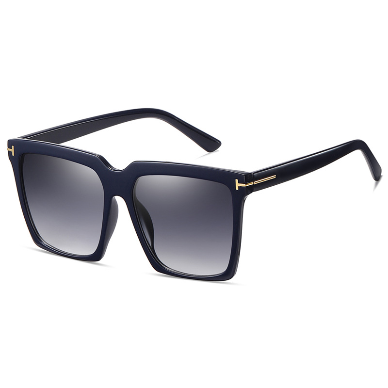 New Arrival Stylish Versatile Multifunctional Large Frame Square Sunglasses with T shaped Rice Nails Unisex for Daily Travel Vacation