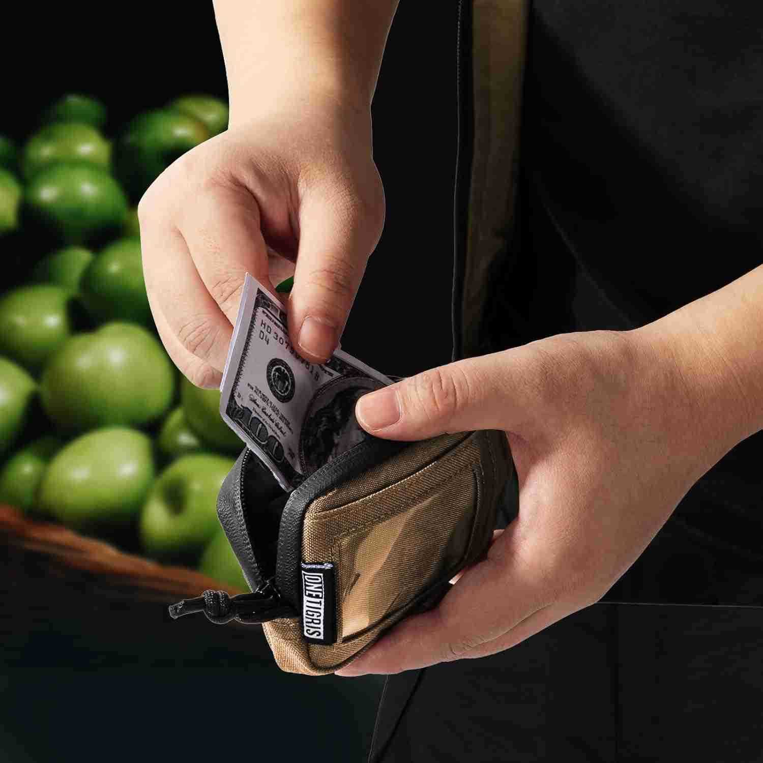Front Pocket Wallet with Zippers Small Coin Purse Tactical Wallet Nylon Minimalist Wallet for Men Women BrownZ250911