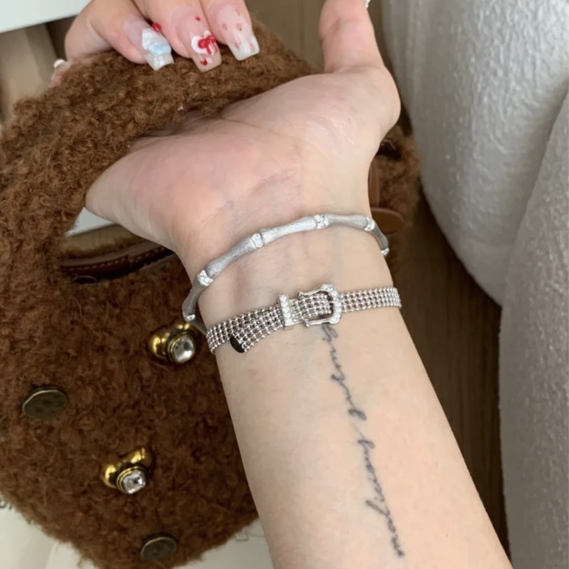 Luxury Brand Designer Jewelry Italian Hollow Milanese Lace Bracelet For Women, Niche Design, Micro Inlay Watch Band, Wrist Chain, Wholesale