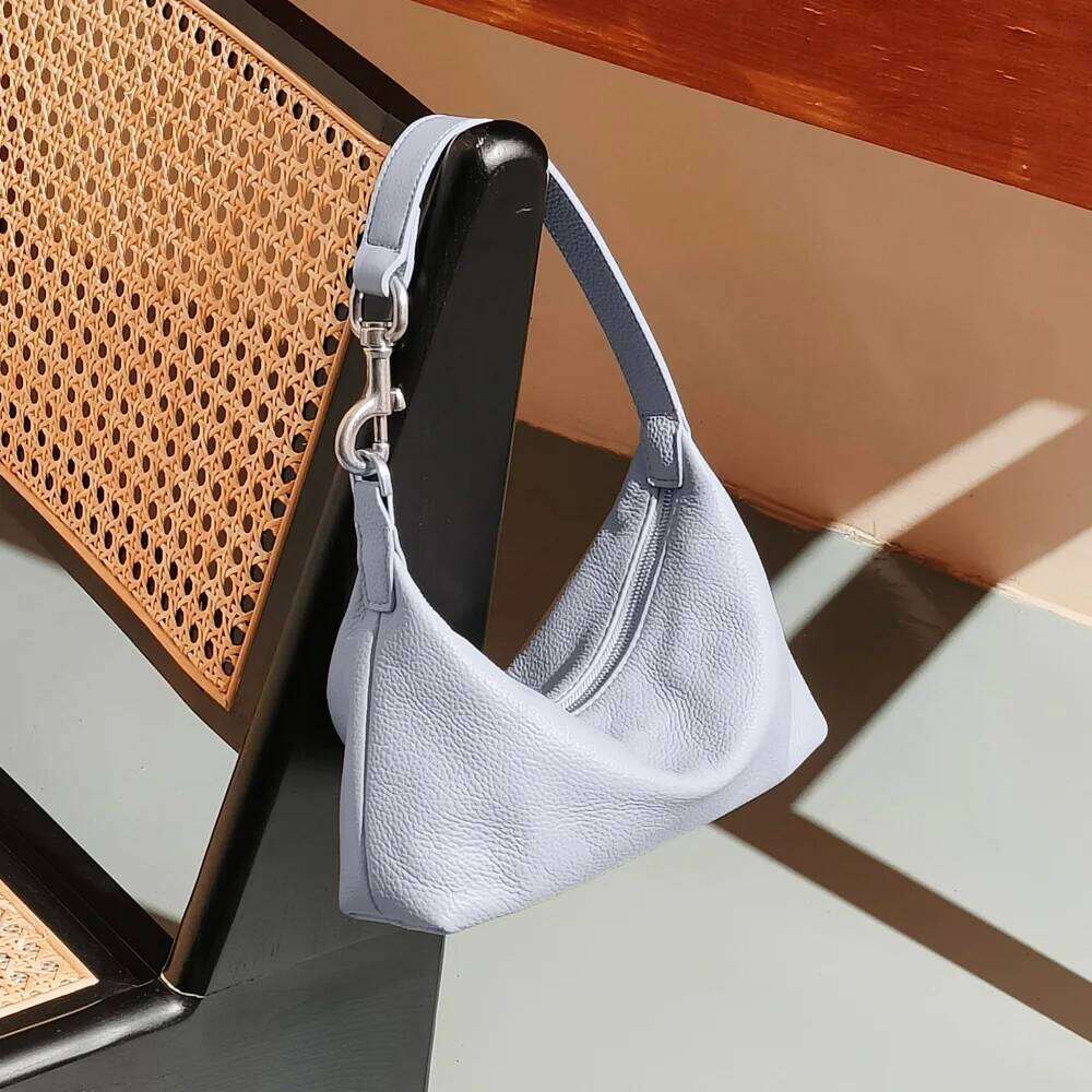 Top Layer Cowhide Underarm 2025 New Niche Design Soft Genuine Leather Lazy Style Fashion And Compact Women's Shoulder Bag