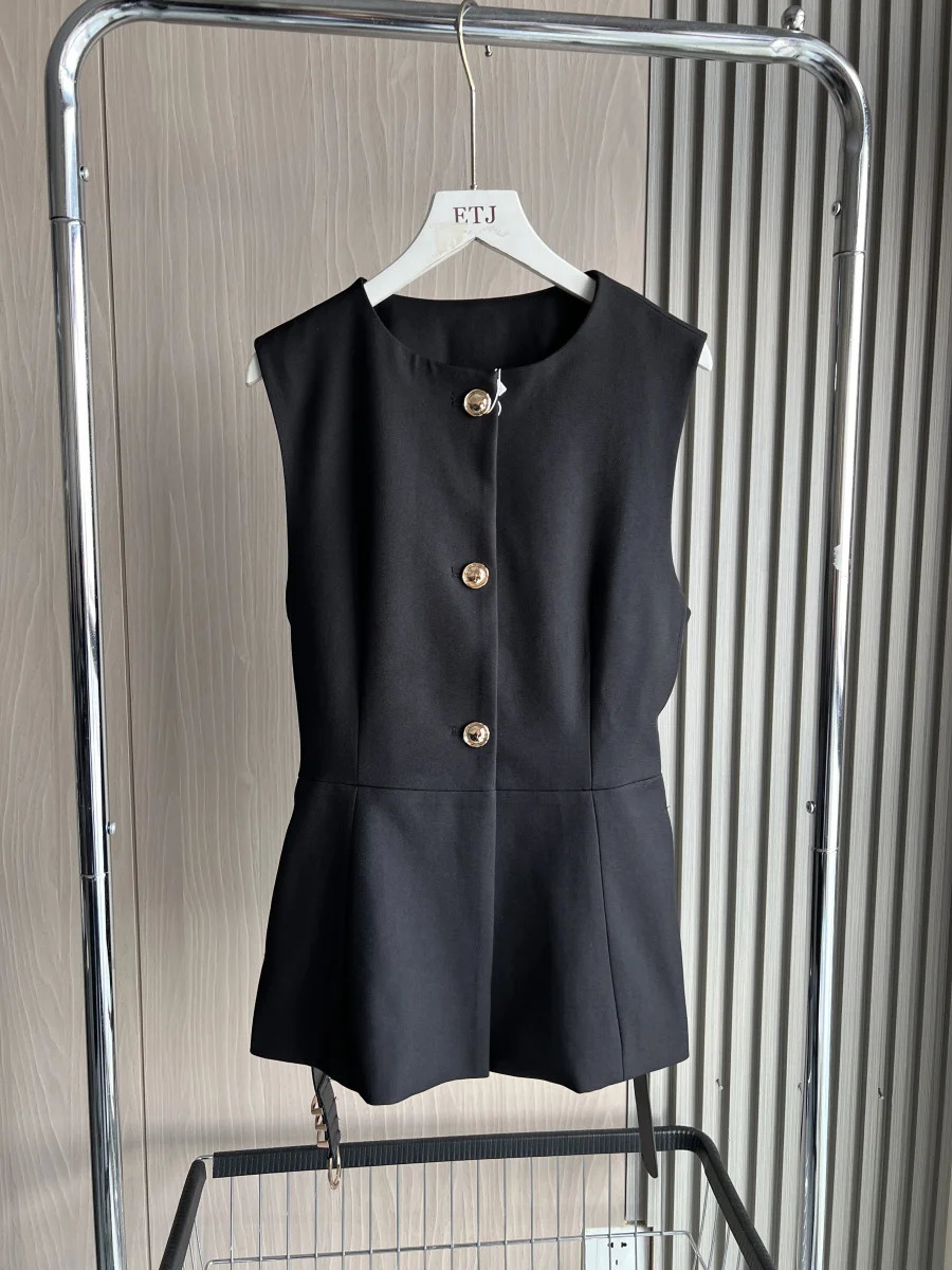 Long Belted Waistcoat Traf FallWinter Arrival Fashionable Round Neck Sleeveless Vest Top for Women 9300525 250903