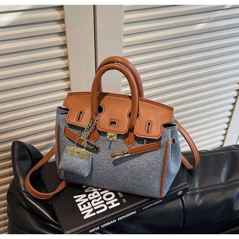 Corporate Romance Women Feminine Underarm Shoulder Bag For Office Elegance And Style