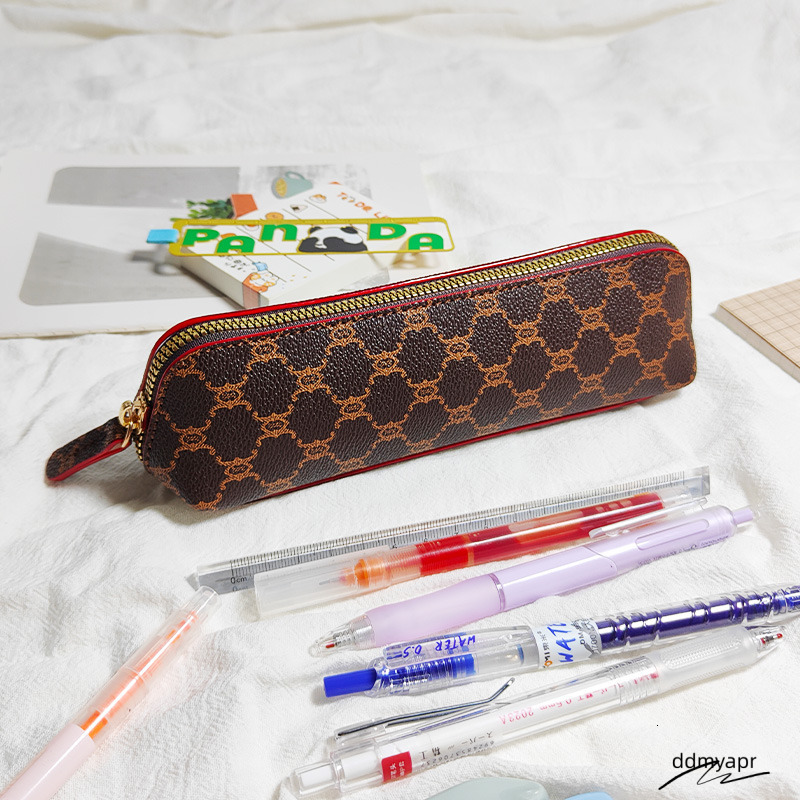 Wholesale Classic Printed Leather Stationery Bag , Student Large-Capacity Pen ddmyaug Case ,Fashionable Patterns