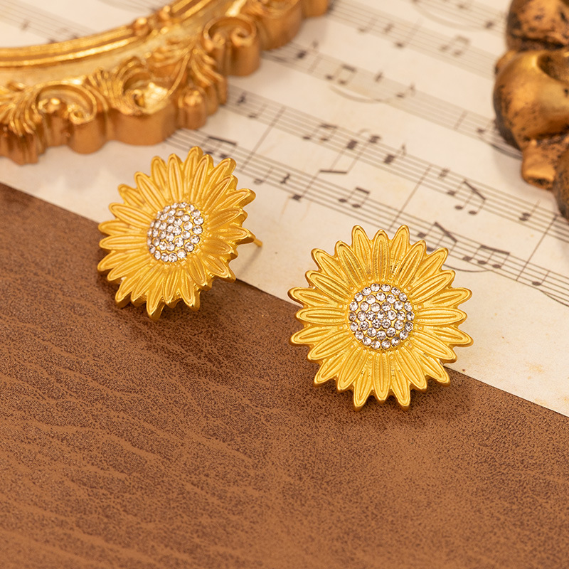 New Exclusive designed Daisy inspired All diamond encrusted Flower Earrings for Women S925 Silver tipped Alloy Studs a Touch of Luxury in Minimalist S