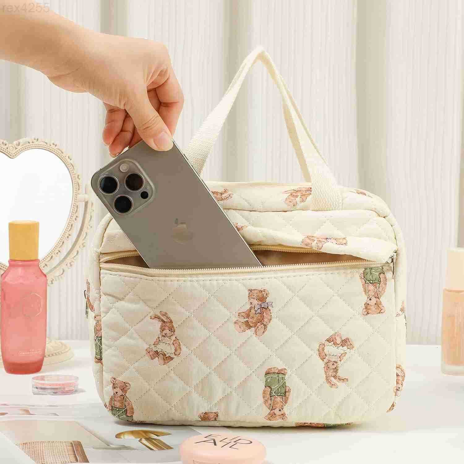 Large Size Quilted Coquette Makeup Bag Cute Preppy Floral Cotton Travel Cosmetic Organizer Bag with Top Handle MultiLayer Travel Toiletry Pouch for Gi