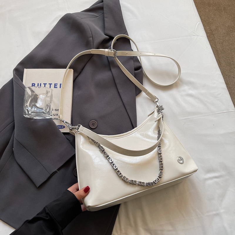 autumn new Korean style atmosphere versatile elegant large capacity women s handbag niche design simple commuting fashion armpit bag designer shoulder