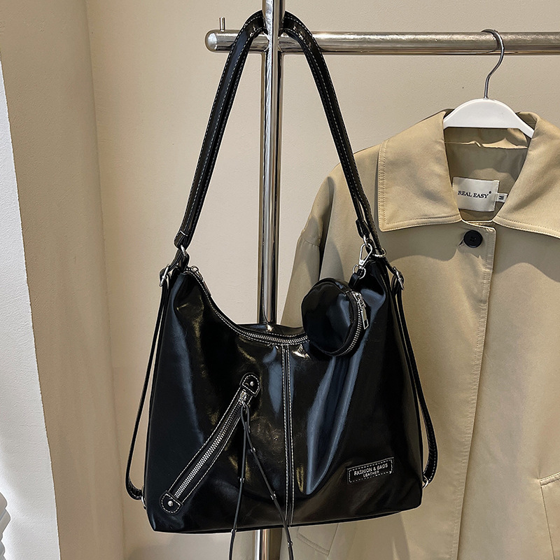 autumn new fashion atmosphere trendy spicy girl style casual niche design simple handbag fashion commuting large capacity crossbody bag designer shoul