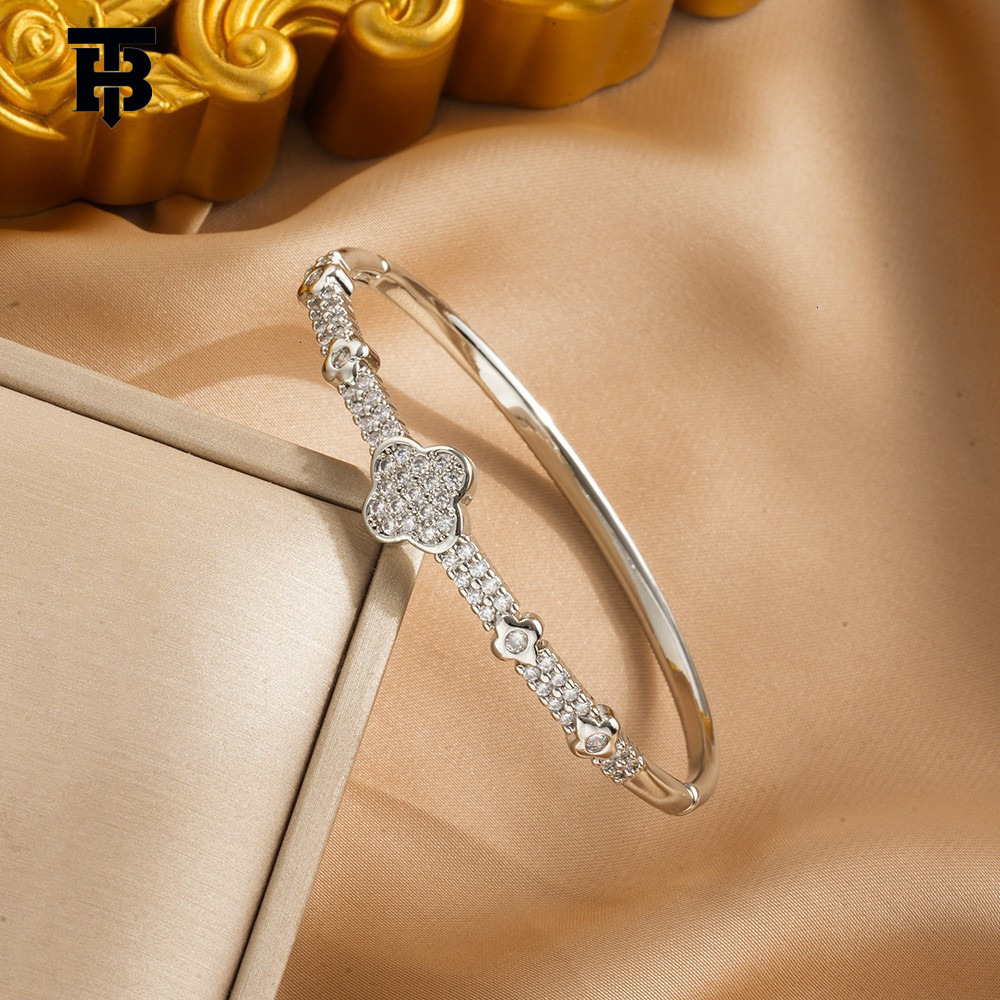TB BHULAMTE Designer Ladies' New All-diamond Ultra-bright Petal Women's Bracelet Niche Fashionable And Sexy Outdoor Bracelet Wholesale