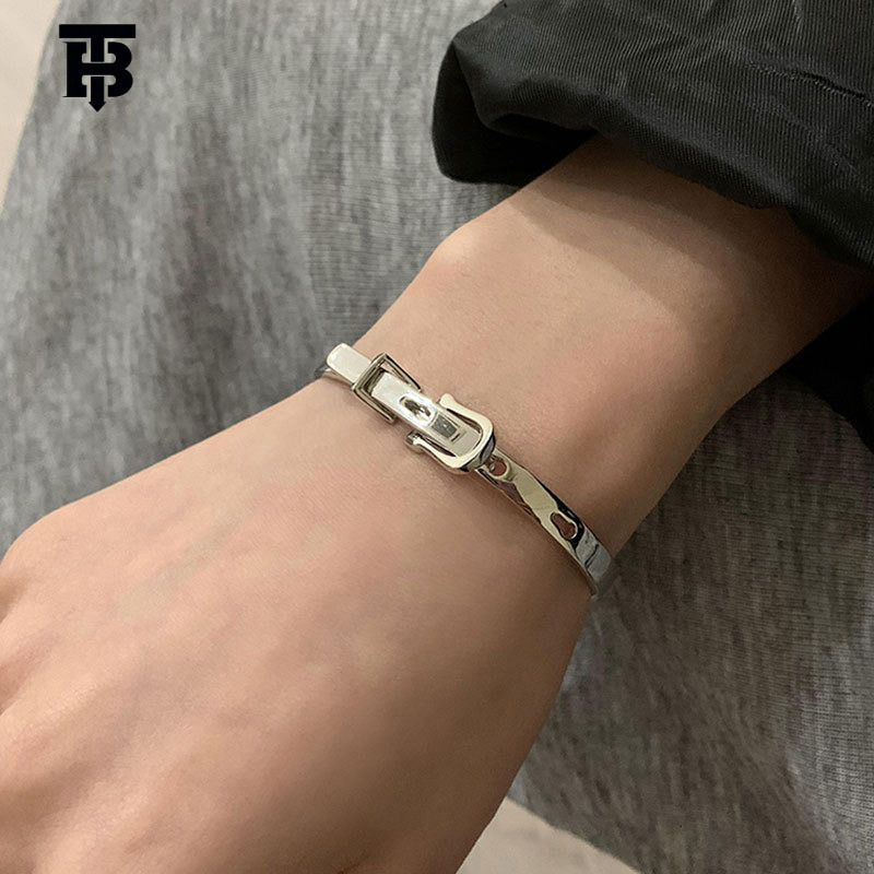 TB BHULAMTE Designer Women's Broken Silver Double-ring Lock Women's Bracelet, Light Luxury Exquisite, Individual Fashionable And Versatile B