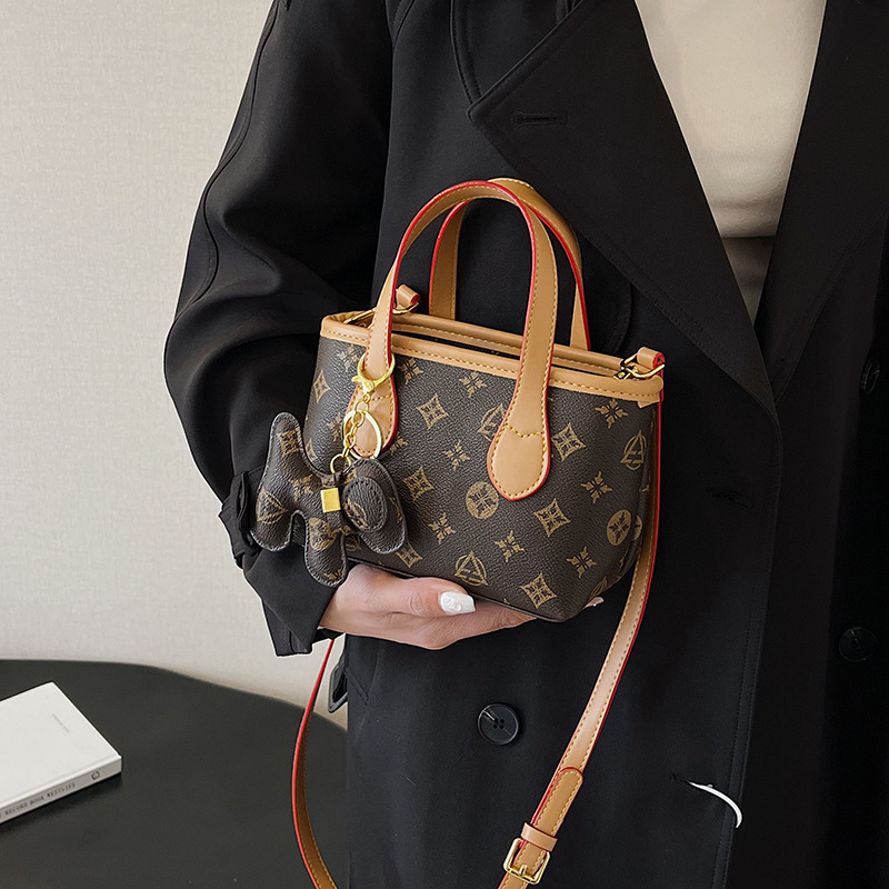 Cross-border small bag women's bag 2025 new style temperament fashion old flower vegetable basket hand-held versatile shoulder bag messenger bag